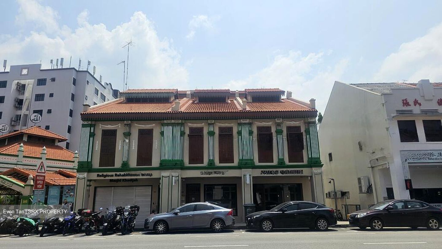 Regal 35 (D14), Shop House #526211441